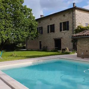 Bed and breakfast Domaine Les Garrigues, Puygaillard-de-Quercy